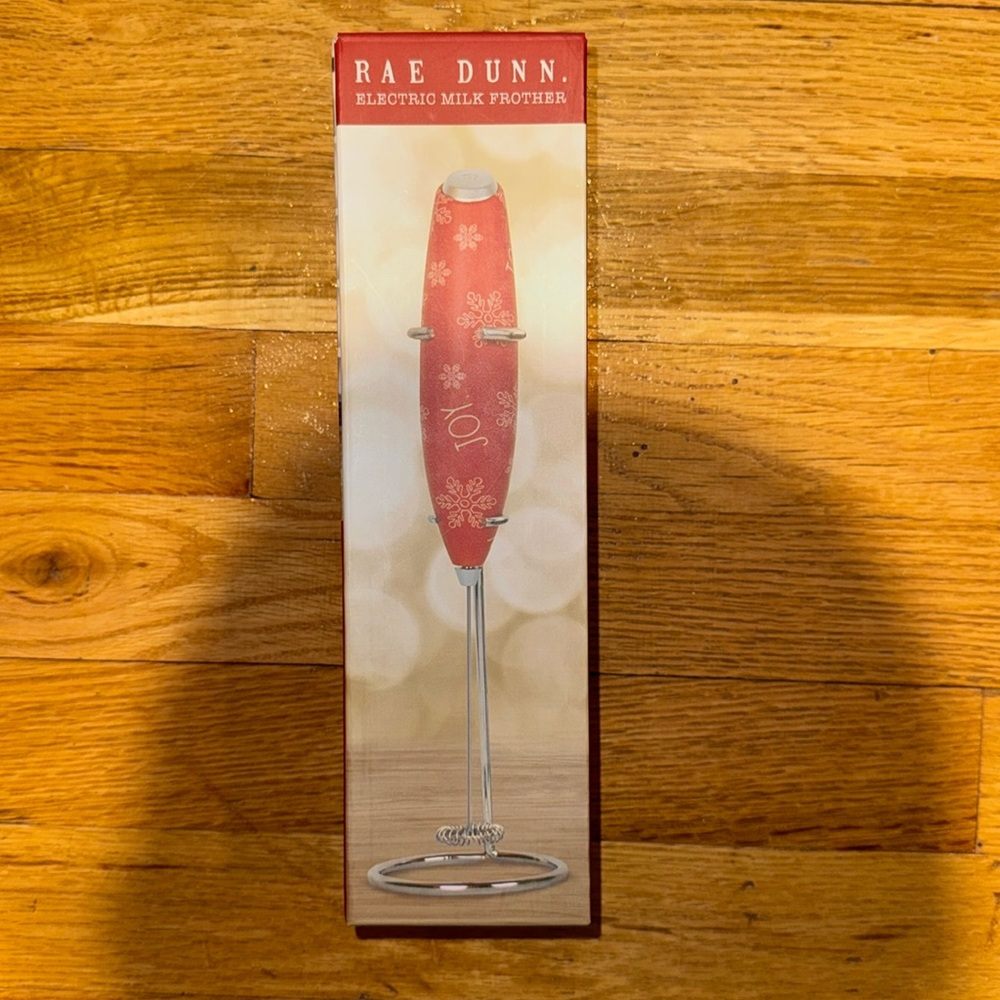Rae Dunn Handheld electric Milk Frother (BNIB)